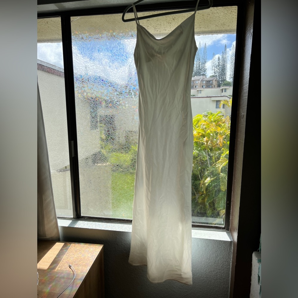 Whit slip dress